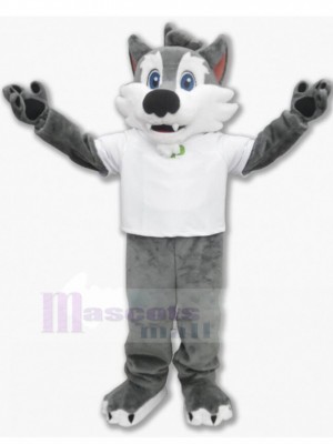 Lächelnder grauer Wolf Hund Husky Maskottchen Kostüm in weißem T-Shirt Tier