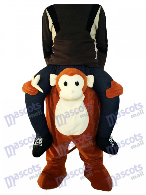 Huckepack-Affe Carry Me Ride brauner Affe mit einem Banana-Maskottchen-Kostüm